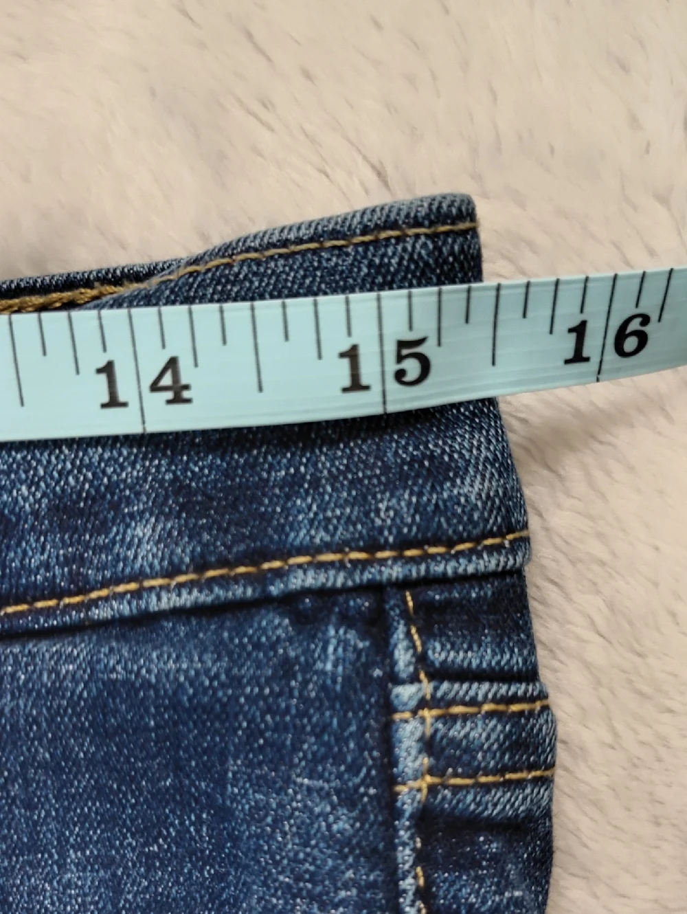Levi's 311 Shaping Skinny Medium Wash Denim Jeans Size 30
